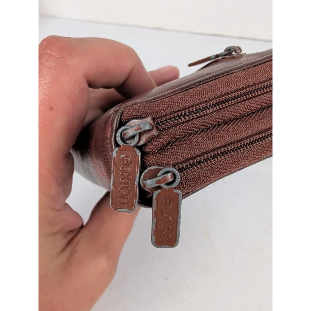 Buxton wallet measure